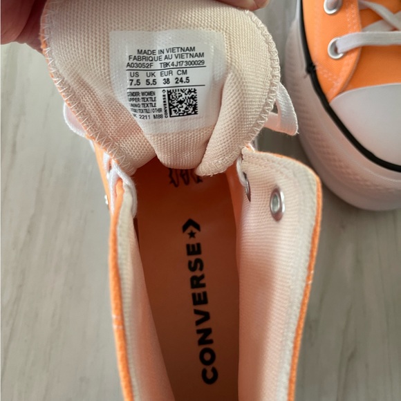 💫SOLD💫🧡Platform Hightops Converse🧡 - Picture 7 of 8